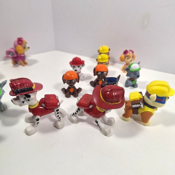 Paw Patrol Action Figures 18 Lot Chase Marshall Skye Rocky Rubble Everest Zuma - Picture 10 of 14